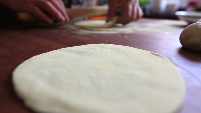 传统统美食松花饼擀面面食原素材