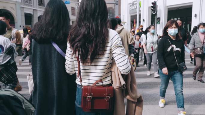 广州北京路人行道十字路口人流