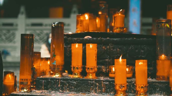 新年寺庙祈福|蜡烛燃烧|文艺|治愈|