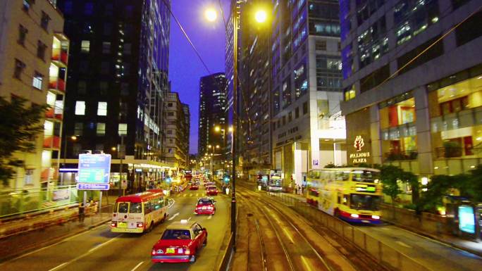 香港马路上汽车