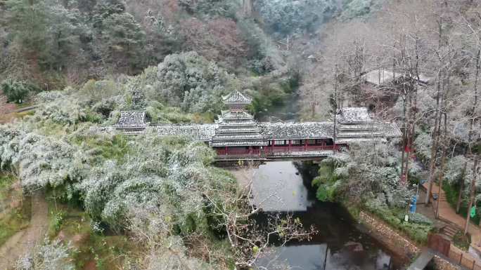 雪中风雨桥