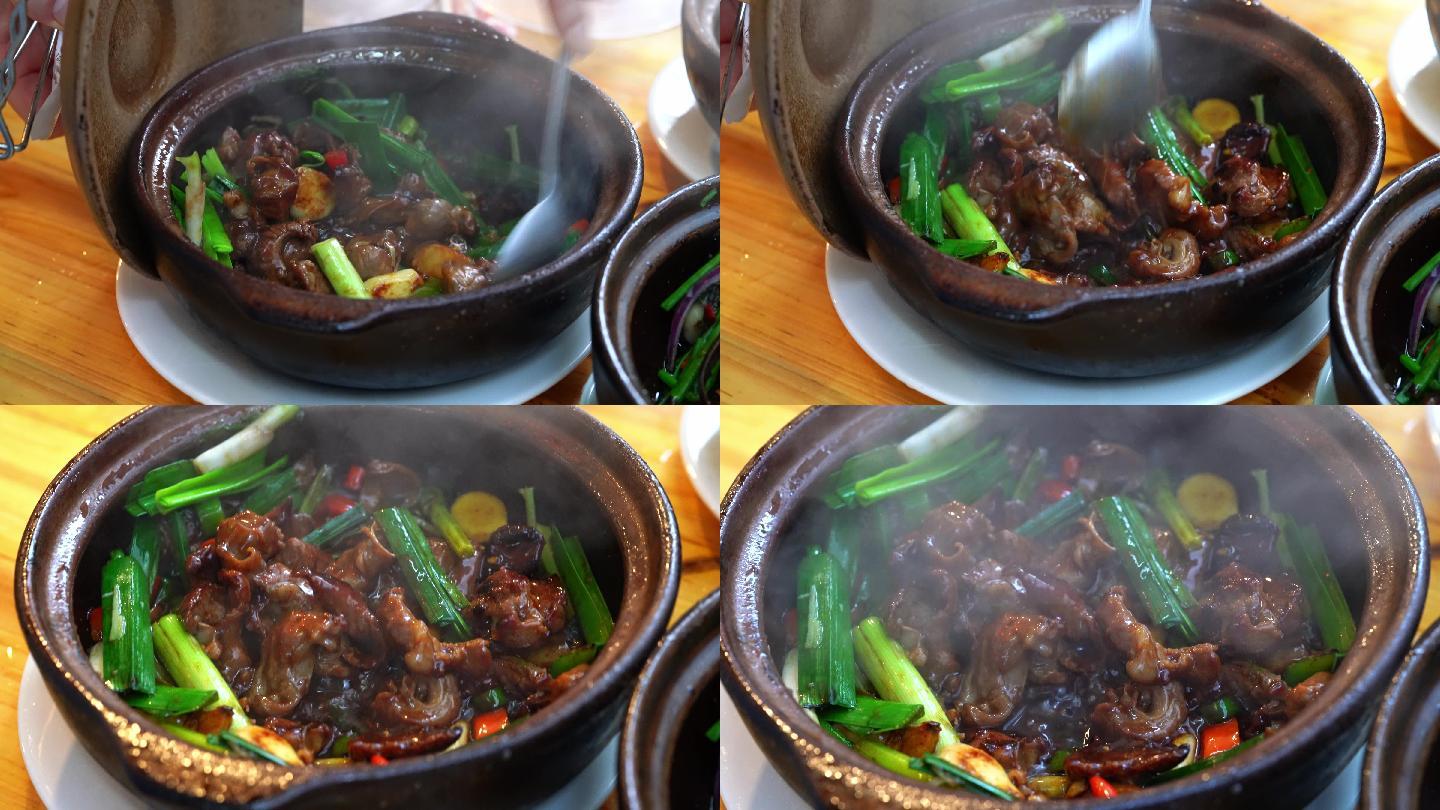 一锅美味的经典粤菜啫啫煲，隔山肉啫啫煲