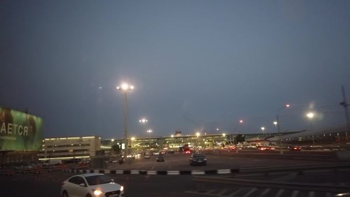 机场夜景