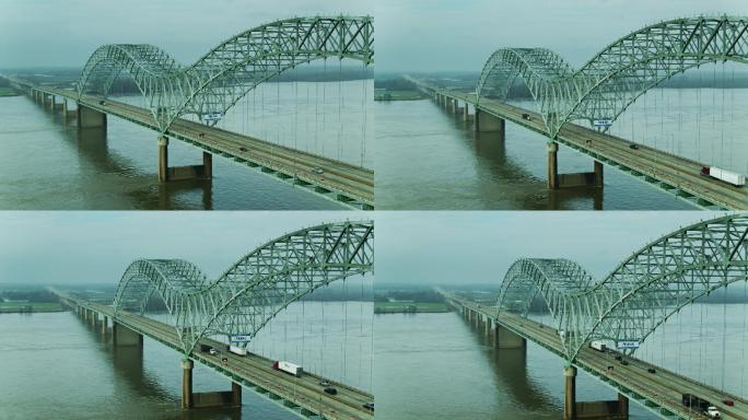 从埃尔南多·德索托大桥到阿肯色州的鸟瞰图