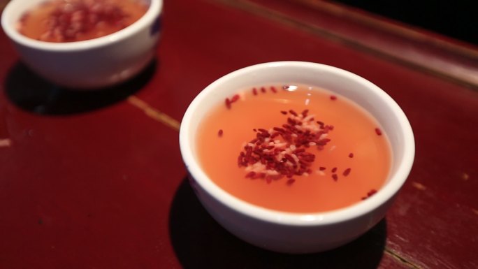 中国农村过年传统红曲酒黄酒原素材