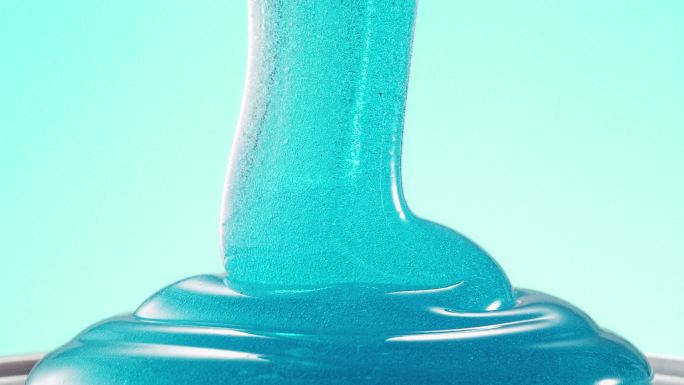 半透明蓝色液体缓慢流动