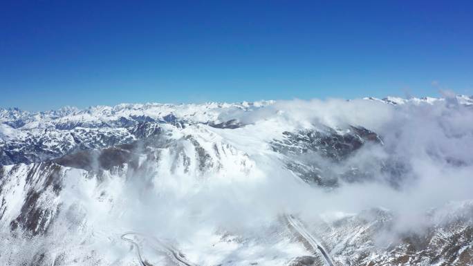 四川雅安市夹金山雪山航拍4k