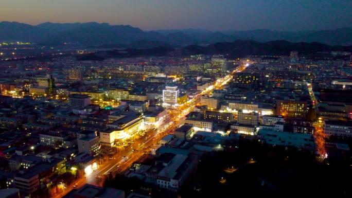 北京昌平 昌平公园亢山广场 中国政法大学