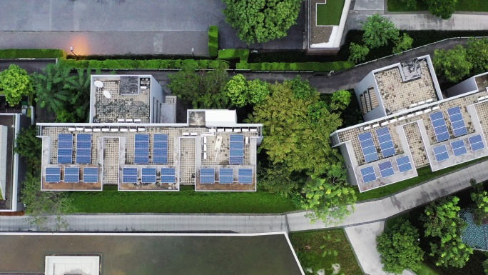 太阳能电池建筑鸟瞰图。可再生能源概念