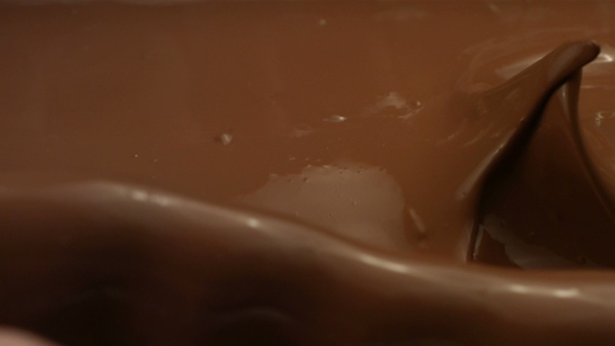 融化的巧克力慢动作升格气泡翻滚流体