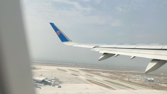 飞机起飞 南航 深圳机场 南方航空飞机