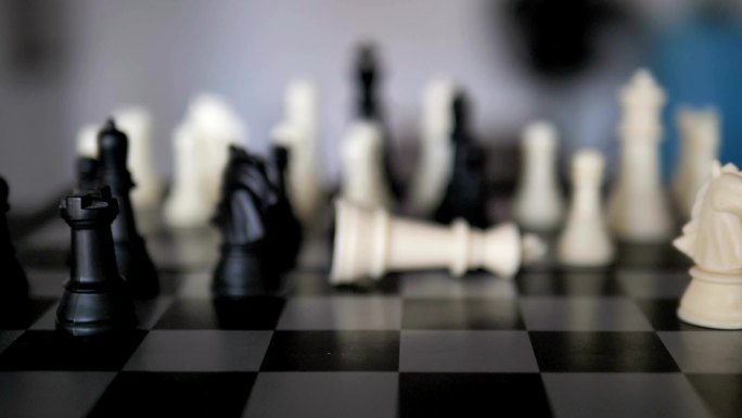 慢动作中的失败——国际象棋选手