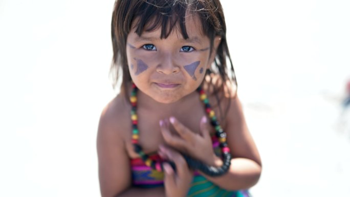 土著巴西儿童土著儿童眼神天真可爱