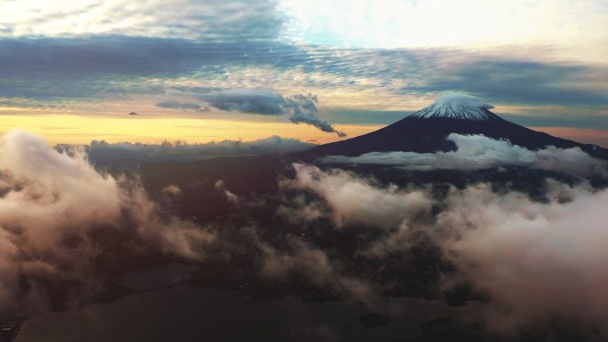 富士山鸟瞰图本州岛静冈县山梨县骏河湾