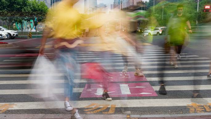 经十路人流车流