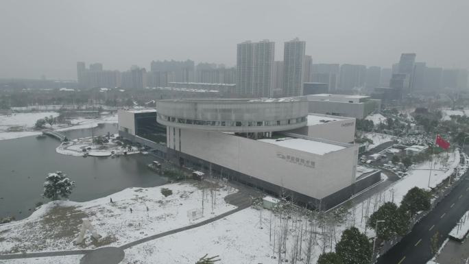 李自健美术馆雪景