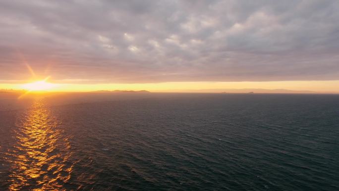 海上日出视图朝阳太阳红日大海海洋