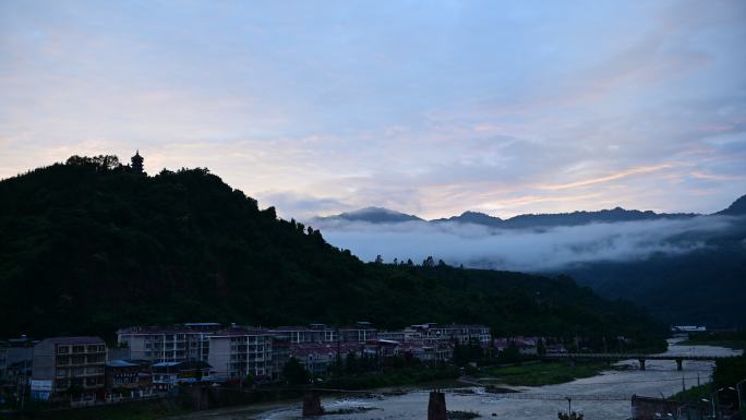 荥经兰家山清晨的天空延时摄影