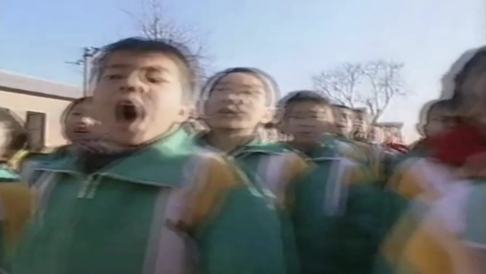 80年代农村小学升国旗唱国歌