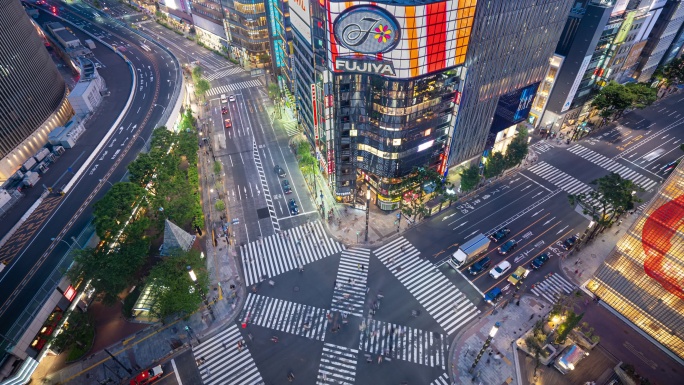东京银座十字路口鸟瞰图。