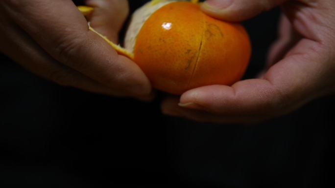 柑子 桔子 柑橘 剥皮