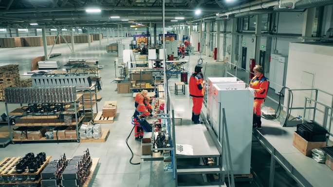 工厂设施的生产线生产设备自动化工厂制造