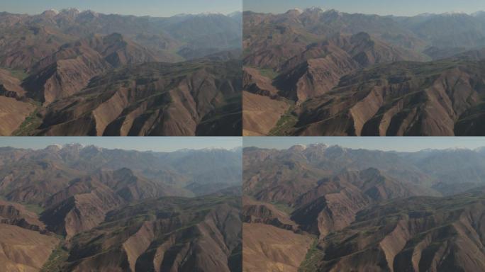 阿富汗古尔兴都库什山脉的全景