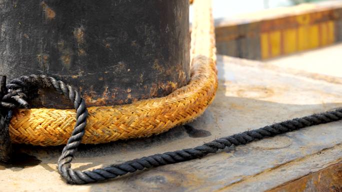 船的缆绳系缆桩船舶系缆绳