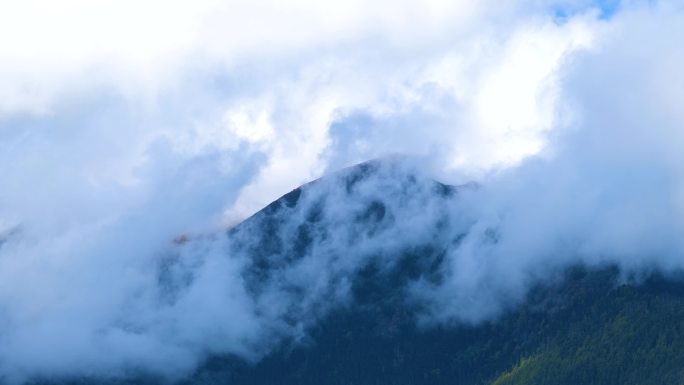 西藏风光雪山云雾