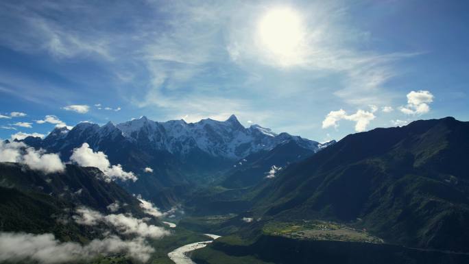 西藏雅鲁藏布江大峡谷、南迦巴瓦峰、多雄拉