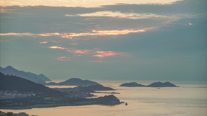 有云天气青岛崂山湾日出