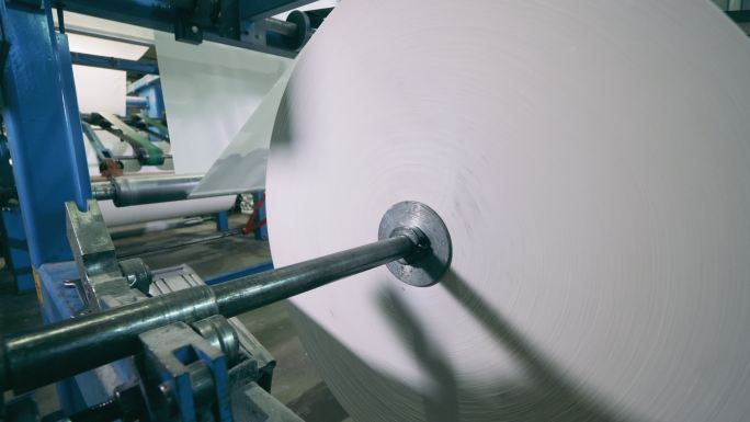 巨大的纸卷印刷厂空镜头报纸印刷工厂
