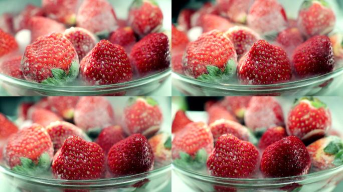 冷冻草莓夏天冷气玻璃盘