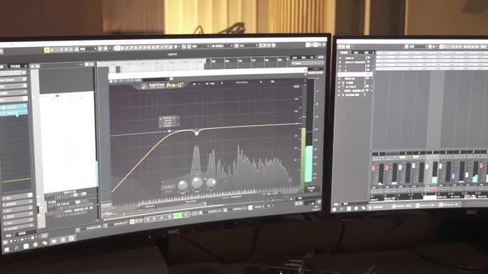 录音棚调音台屏幕