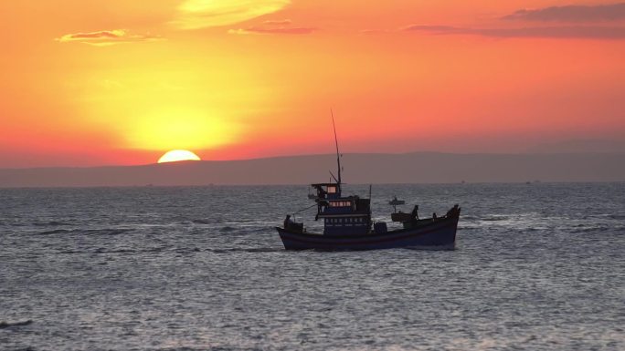 日落时的海景霞光晚霞云海夕阳红日风光