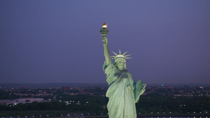 自由女神像航拍素材美国地标夜景民主