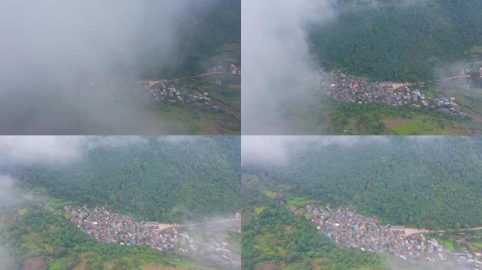 云雾下的少数民族村庄