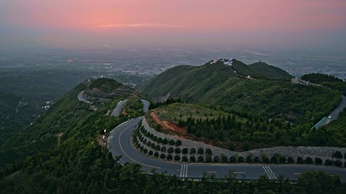 临潼骊山环山路30