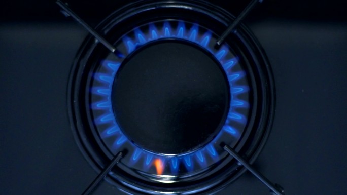 厨房天然气灶打开消防安全煤气中毒燃气防火