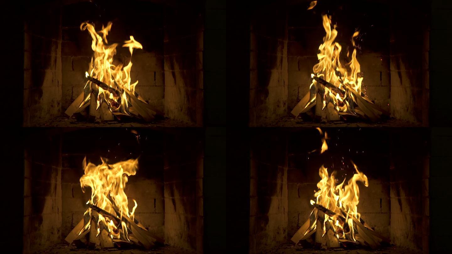 在壁炉里燃烧的火。