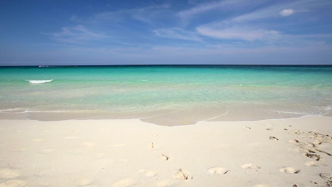 加勒比海海岸线阳光沙滩海风海浪白色沙滩海