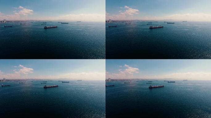 货船在海洋上航行的空中拍摄
