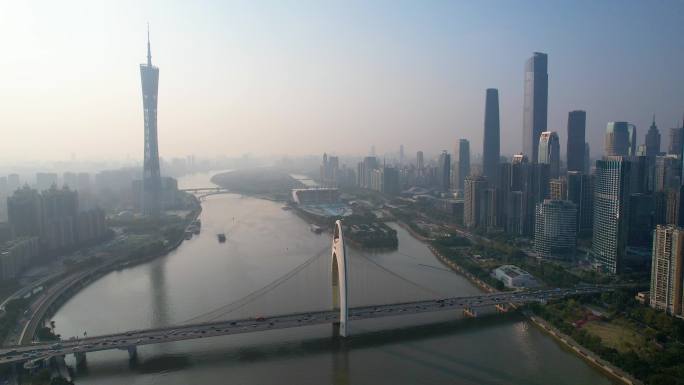 4k航拍广州新中轴线小蛮腰猎德大桥空境