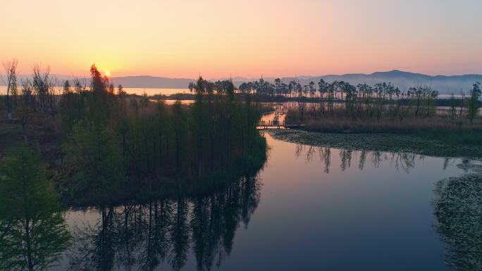 东大河湿地日出