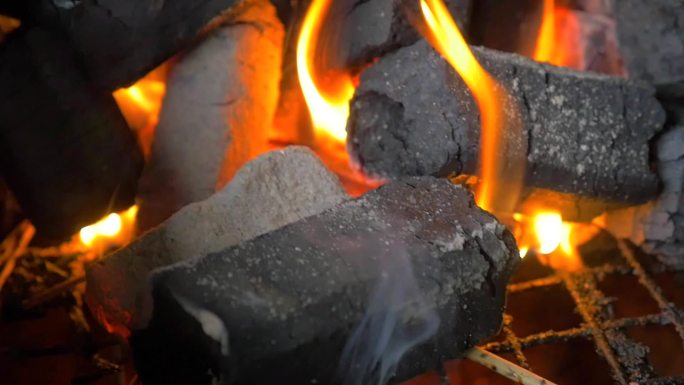 炭火、木炭、碳炉