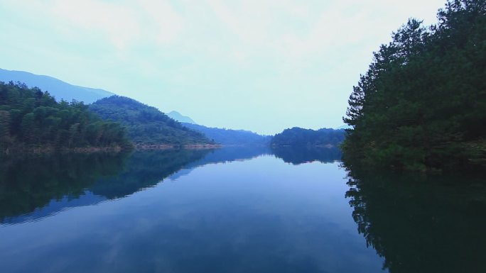 夕阳 清晨 山水 湖景 水墨氛围CV