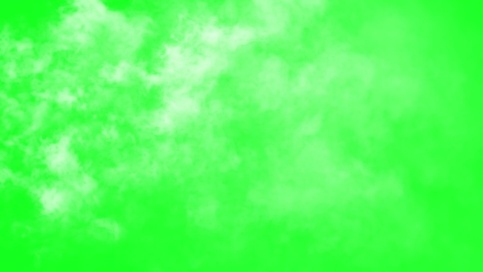 在绿色屏幕背景上穿越云层