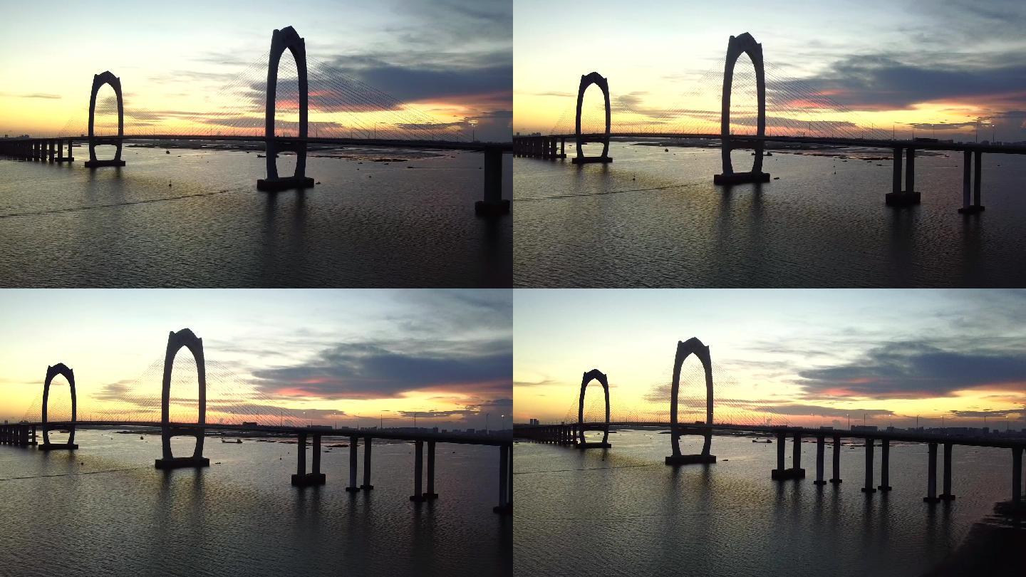 日出日落的水东湾大桥