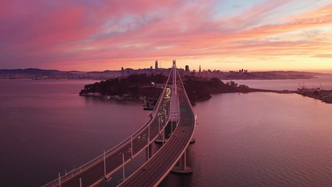 旧金山奥克兰湾大桥