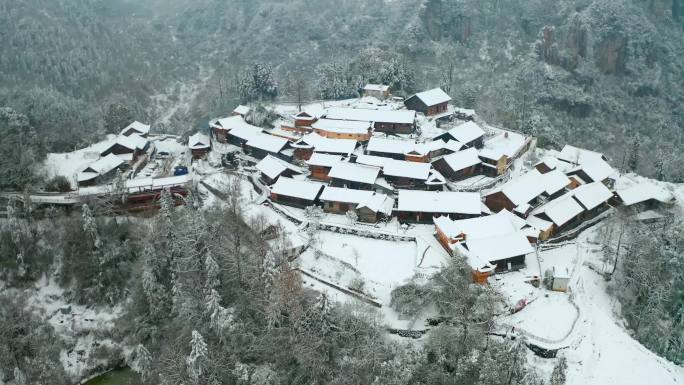 航拍十八洞村雪景 2K超清